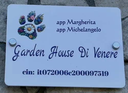 Gardenhouse Divenere アパート *