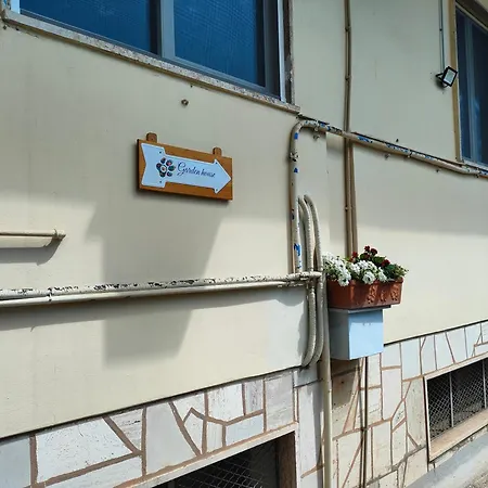 Gardenhouse Divenere * باري